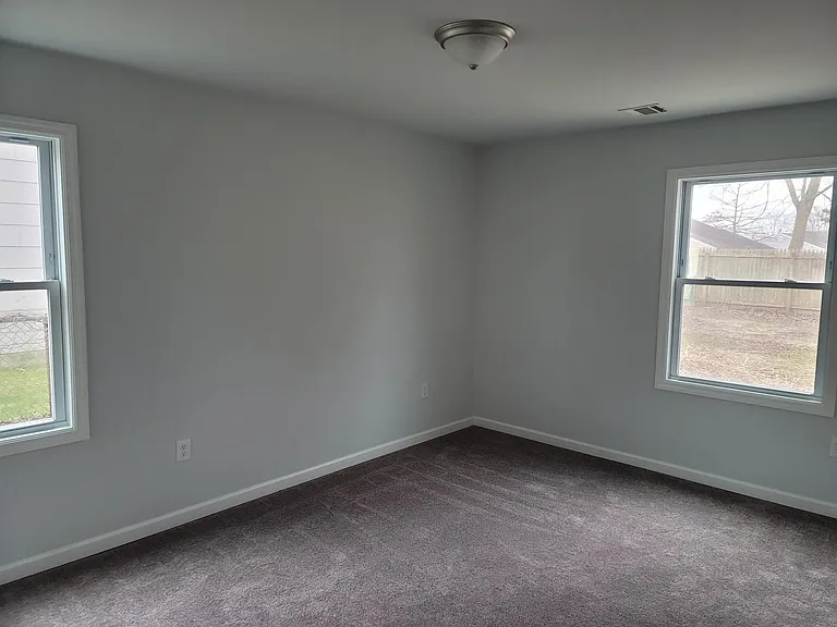 119 Seneca Lake Dr — Photo 8