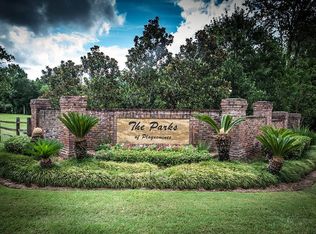 Deer Field Dr, Belle Chasse, LA 70037