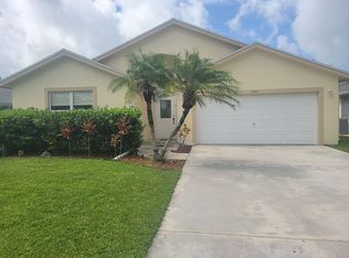 2864 SW Marquis Ter, Stuart, FL 34997
