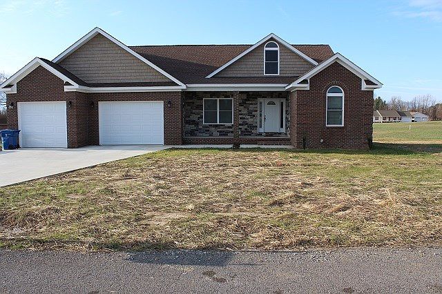 1st image of 249 Krystal Gayle Ln