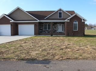 249 Krystal Gayle Ln, Hickory, KY 42051