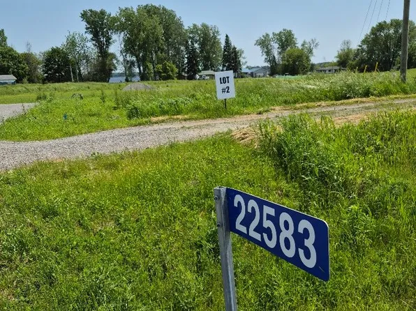 2-39M968 Loyalist Pkwy #22583, Quinte West, ON K8V 0A6