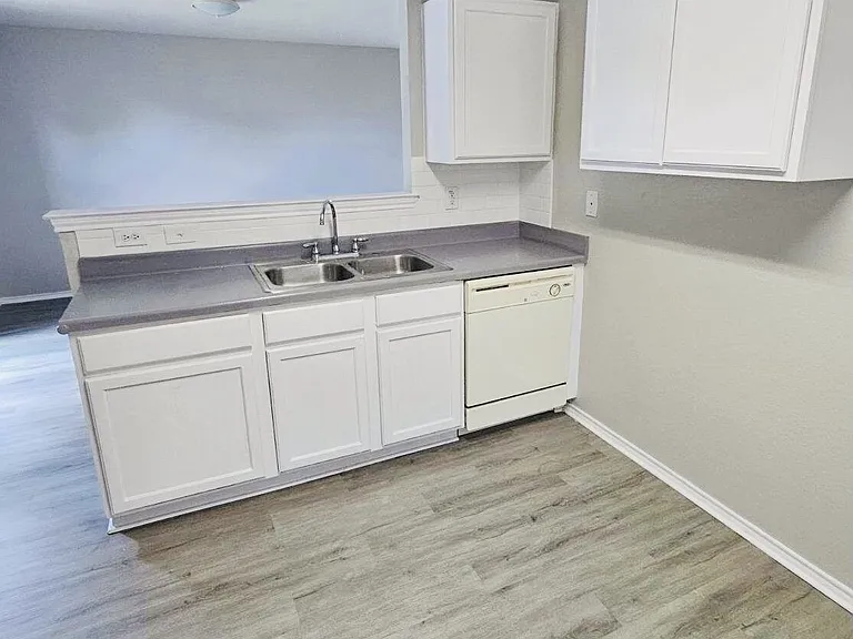 3822 Krie Trl — Photo 2