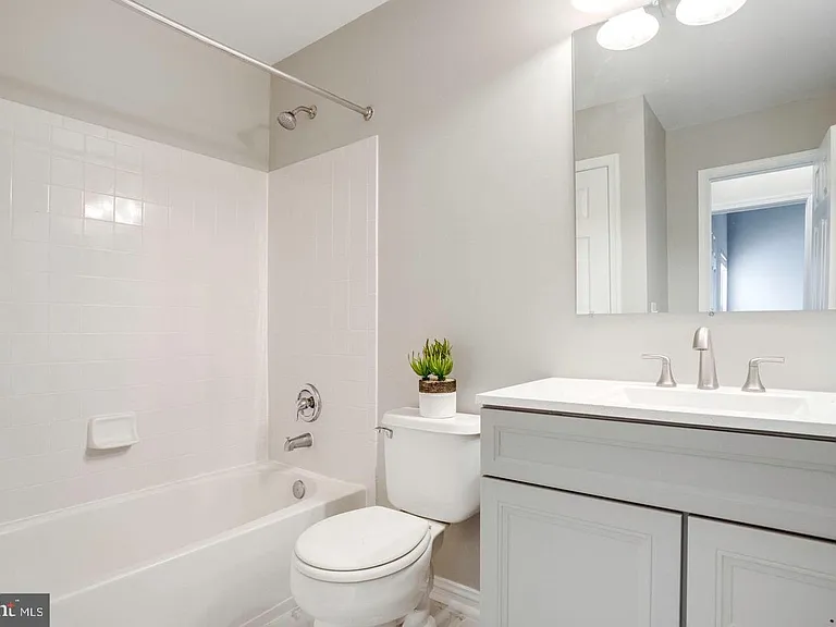 12476 Casbeer Dr — Photo 28