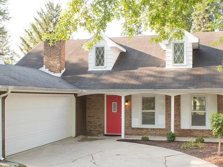 6920 Curwood Dr — Photo 2