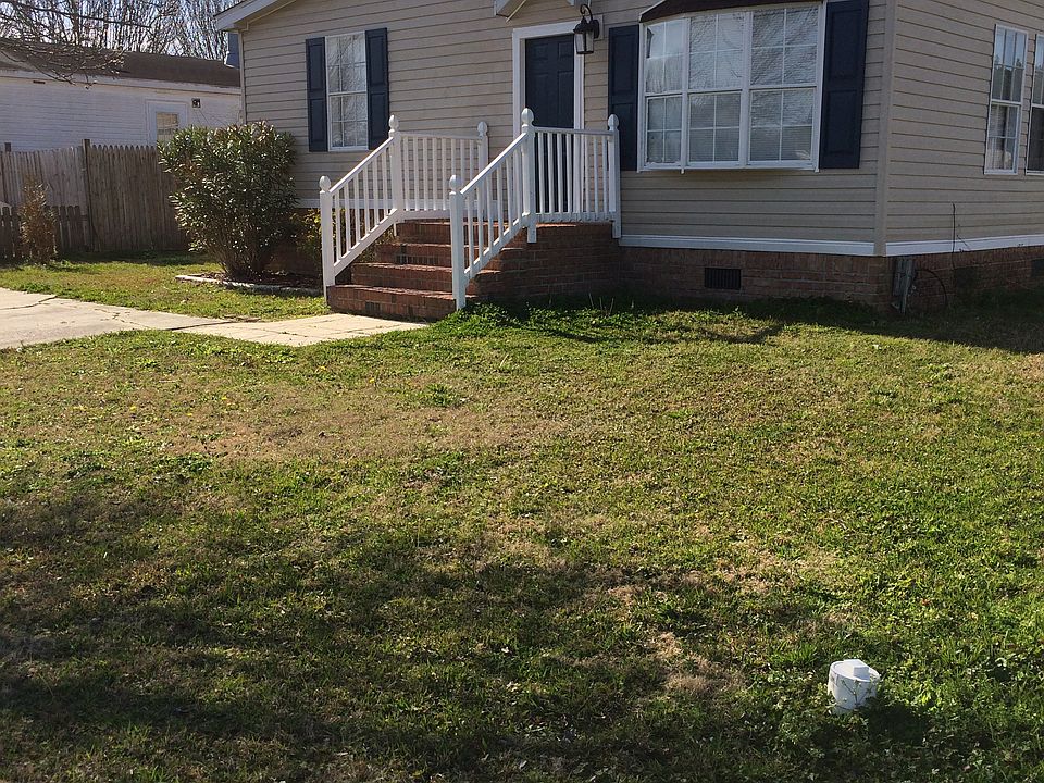 1st image of 8570 Edgewood Dr