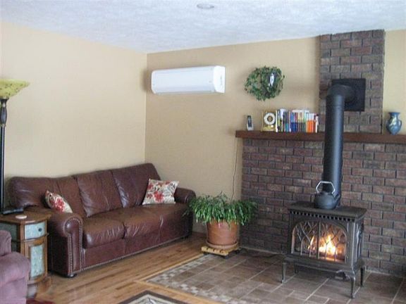 5th image of 15250 Pine Lake Ave NE