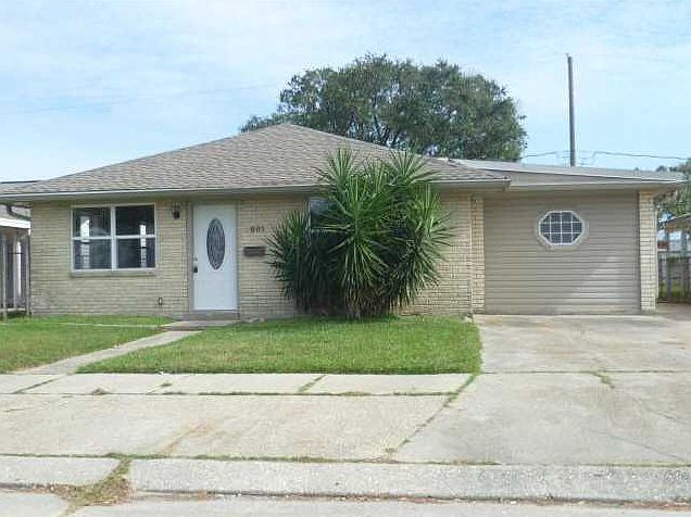 1st image of 2801 Charles Dr