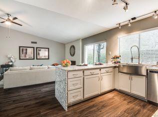 1908 San Saba Ln, Arlington, TX 76006