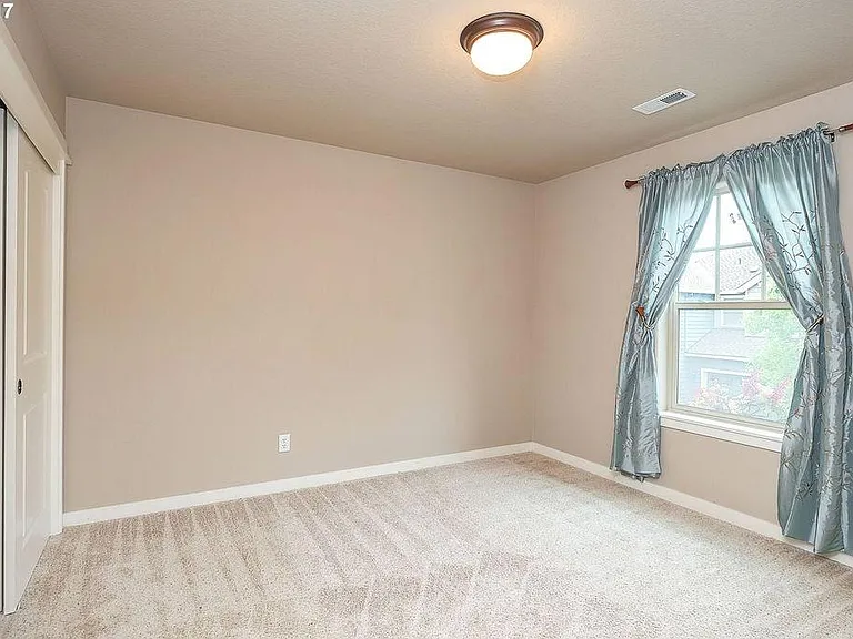 6146 NE Ridgestone Ct — Photo 20