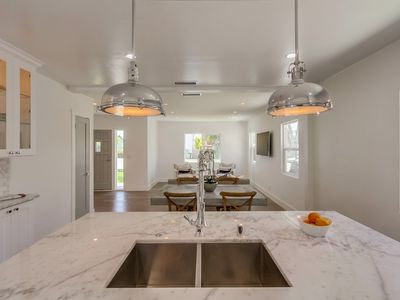 2705 Robinson St, Redondo Beach, CA, 90278