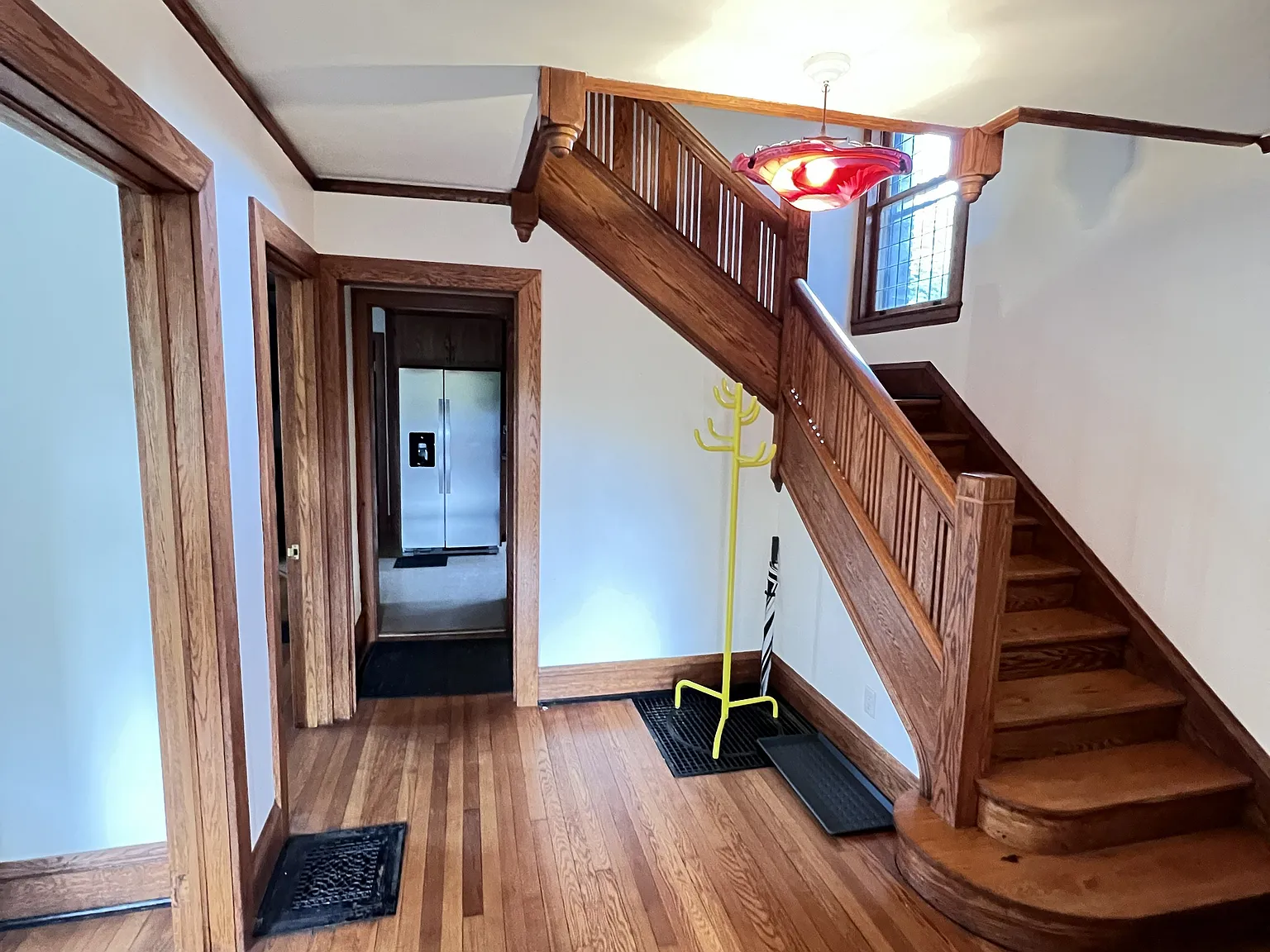 3 bed, 2.5 bath, 2689 sqft, $1,200 — Photo 3