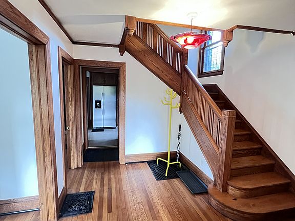 3rd image of 103 Harvard Pl