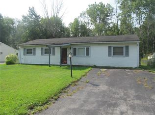 7834 Eisenhower Blvd, Bridgeport, NY 13030