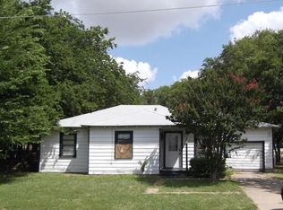 1303 Cedardale Rd, Lancaster, TX 75134