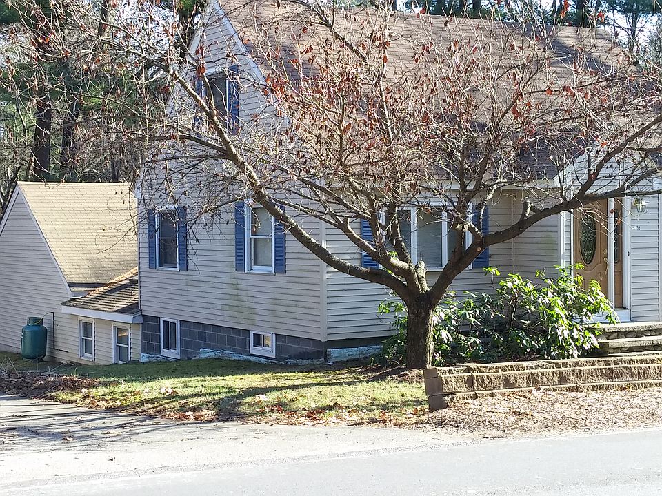 135 Cross St, Methuen, MA 01844 Zillow