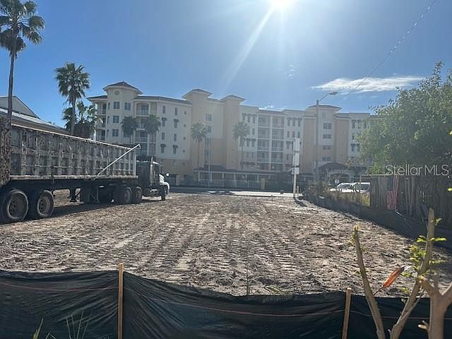 2nd image of 15227 Gulf Blvd