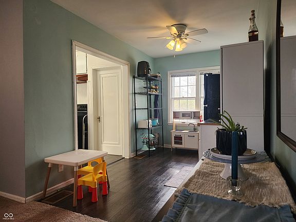 5th image of 3941 College Ave