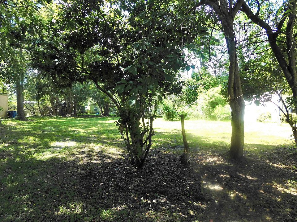2nd image of 5720 Geranium Rd