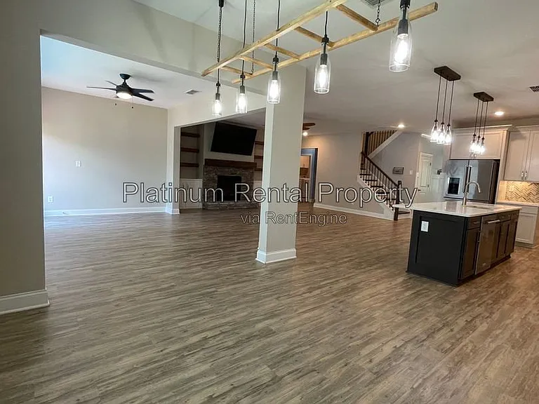 3215 Summerpoint Xing — Photo 31