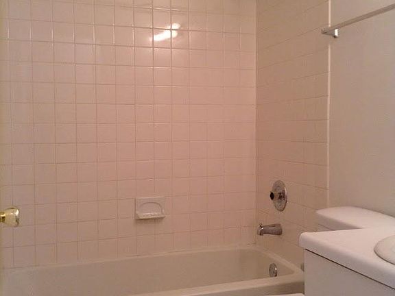 2nd image of 3115 Charing Cros