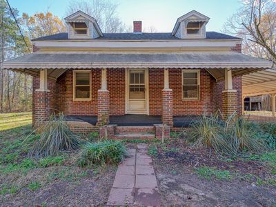 4578 Metric Rd, Laurens, SC, 29360