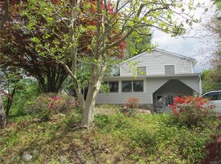 2950 Curry St, Yorktown Heights, NY 10598