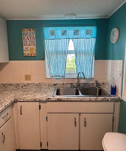 4746 Azalea Dr #103C — Photo 3