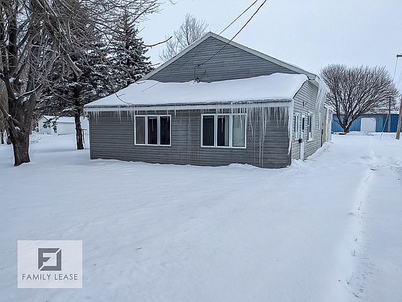 4th image of 202 Bush St