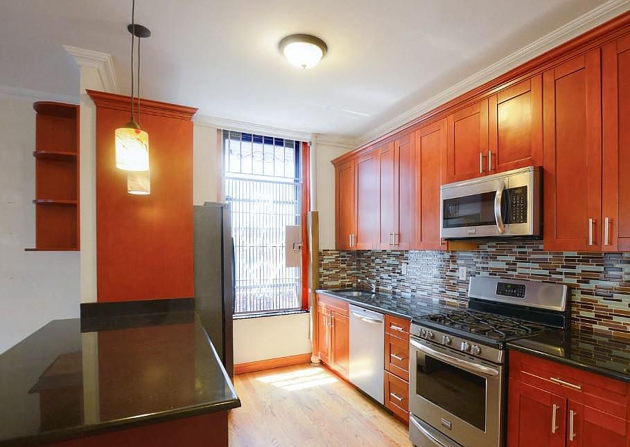 1st image of 801 W End Ave APT 7C
