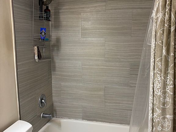 5th image of 320 E Plaza Real #P402