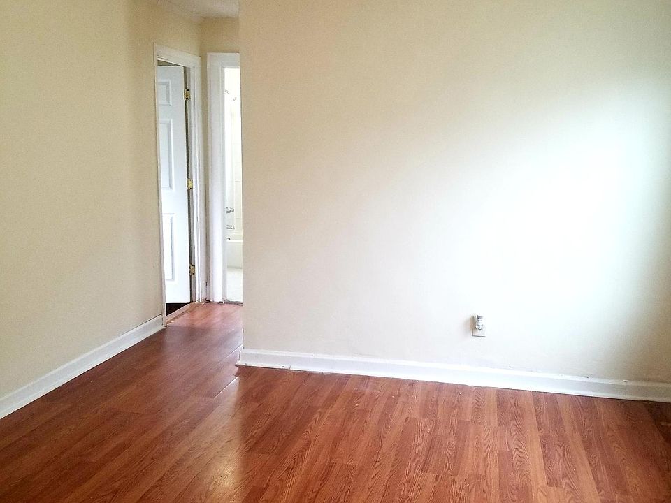 1st image of 2-2 Highland Ct