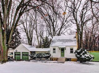 1125 Molitor Rd, Aurora, IL 60505