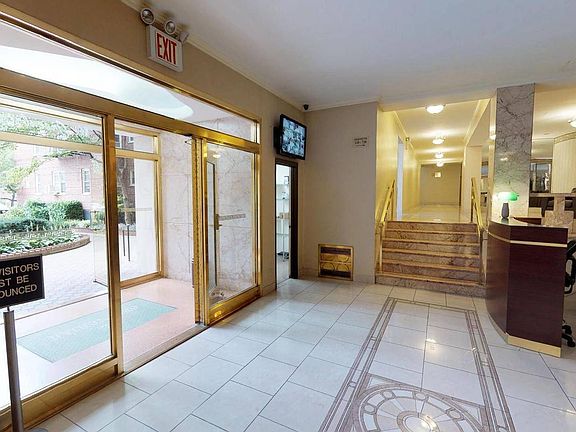 4th image of 6861 Yellowstone Blvd APT 111
