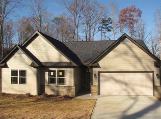 109 Hunter Ridge Ct, Boiling Springs, SC 29316