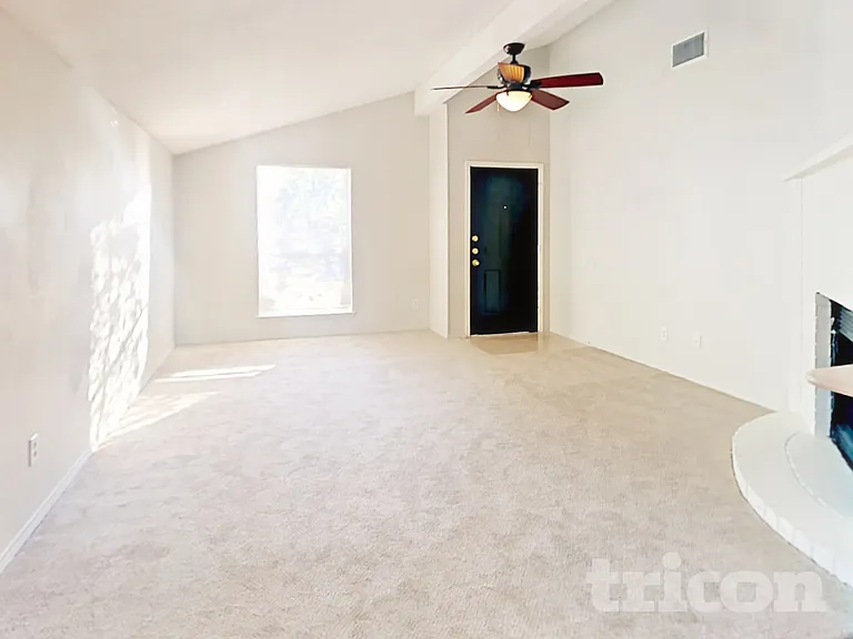 609 S Walnut Creek Dr — Photo 8