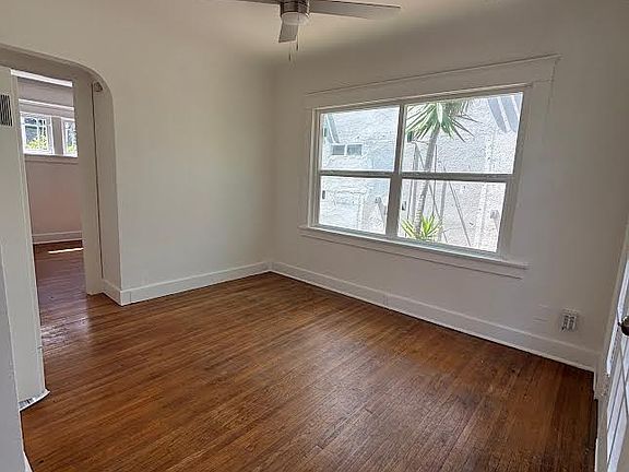 3rd image of 4940 Cape May Ave