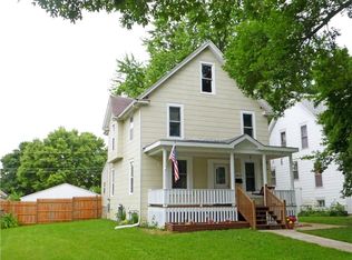 1013 A Ave NW, Cedar Rapids, IA 52405