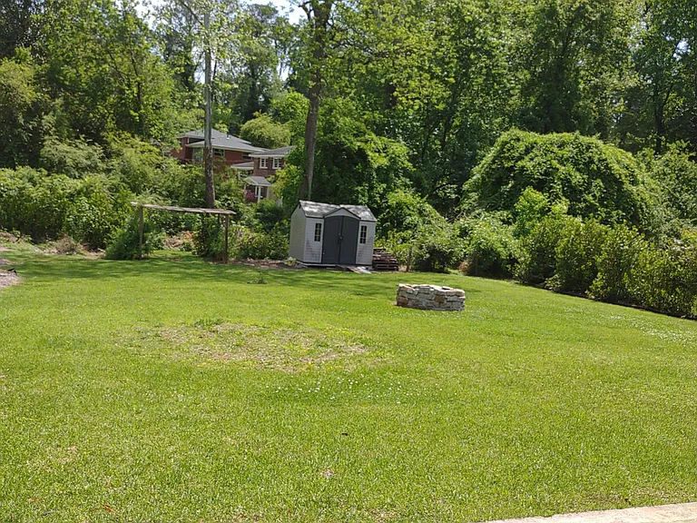 2510 Miriam Ln — Photo 42