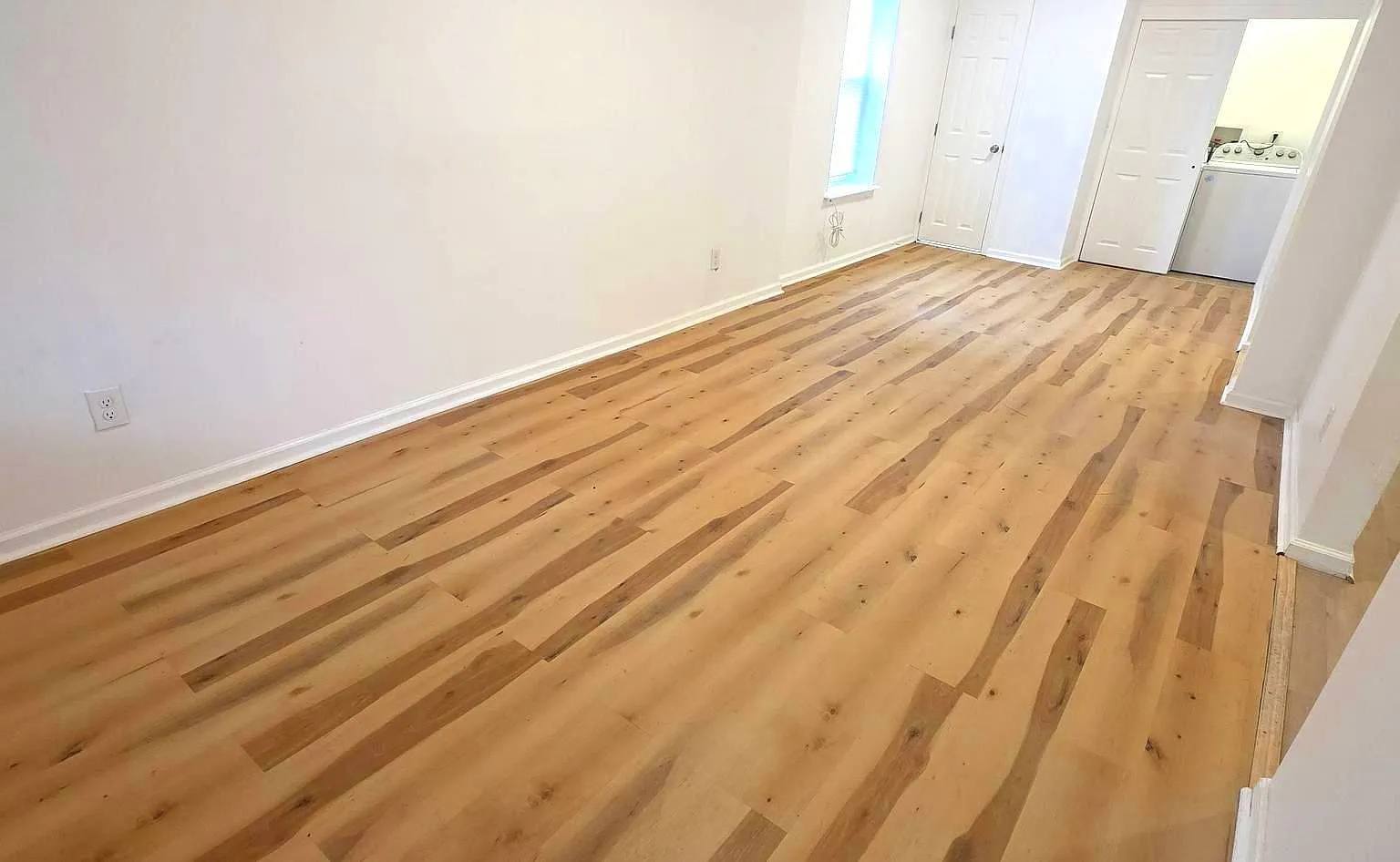 7 bed, 1800 sqft, $2,800 — Photo 4