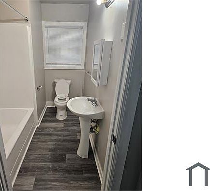 3rd image of 2808 Union Dr NW
