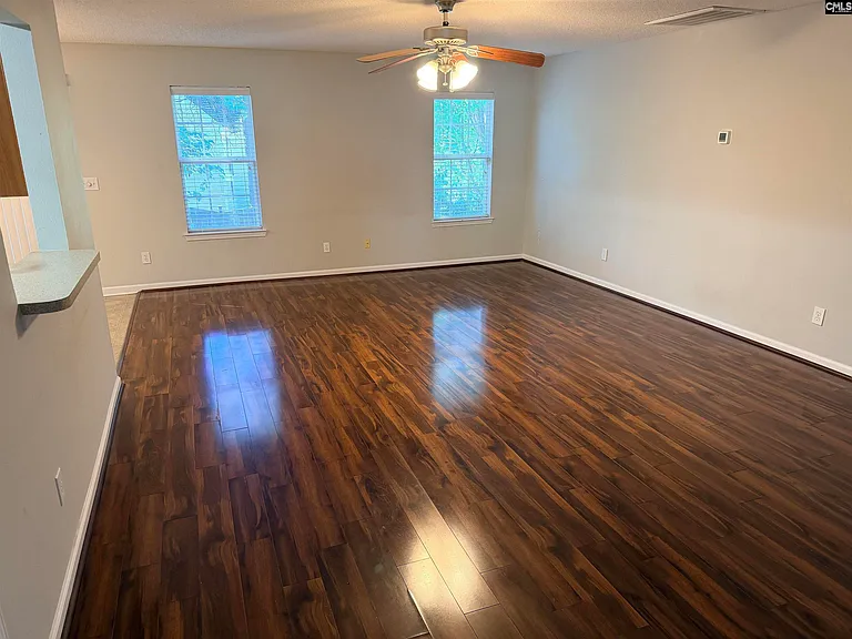 5 Redbrush Ct — Photo 2