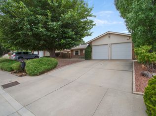 1704 Kirby St NE, Albuquerque, NM 87112