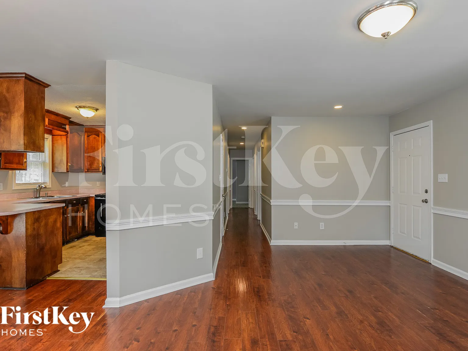 4 bed, 2.0 bath, 1259 sqft, $1,940 — Photo 3