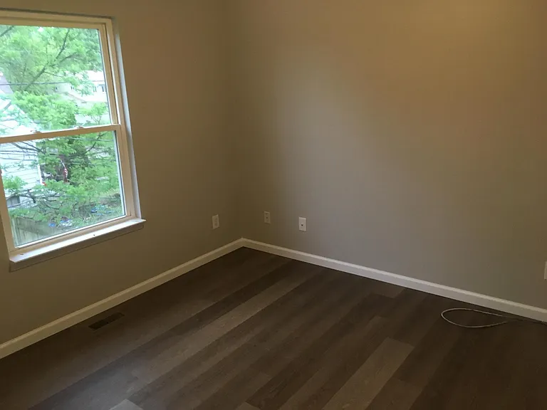 Upper bedroom