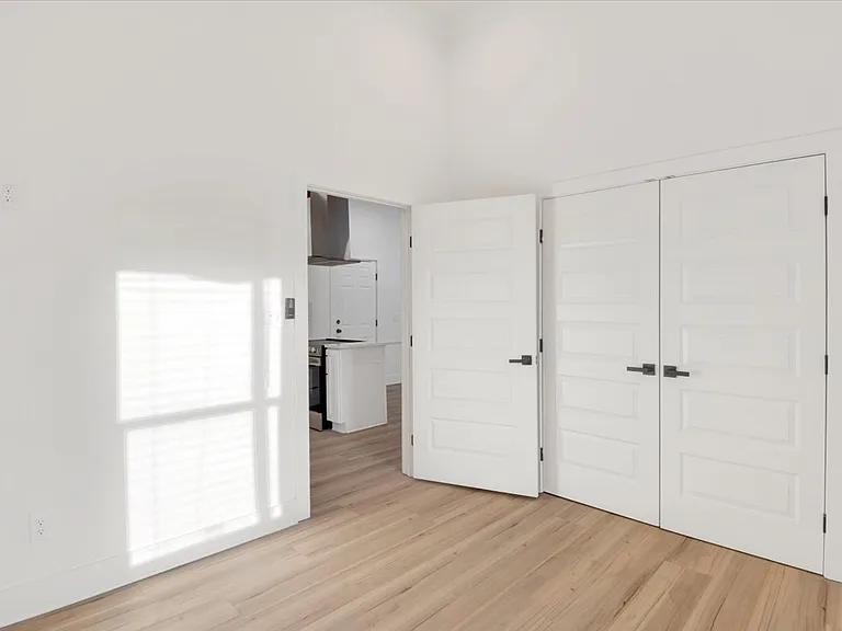 4404 5th Ave S — Photo 18