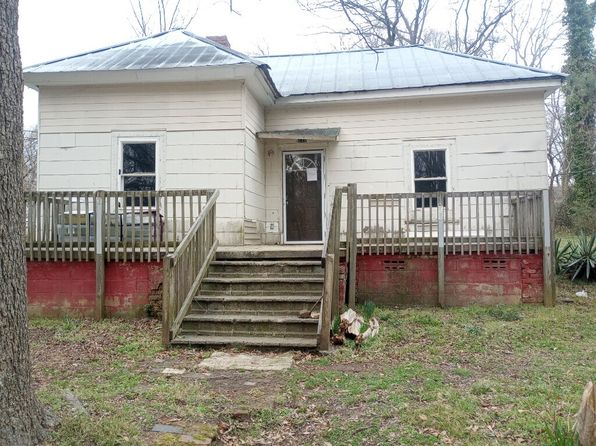215 Price St