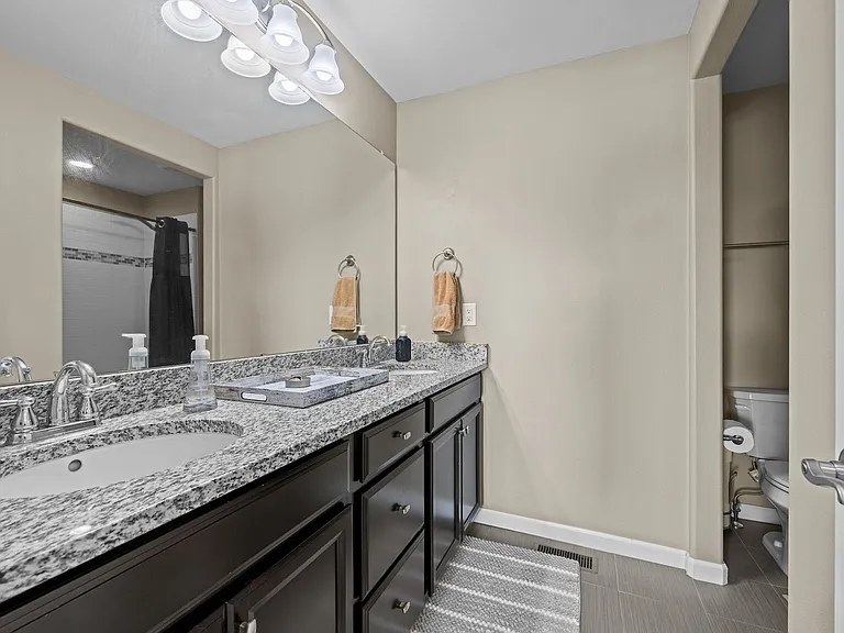 15411 Village Cir — Photo 28