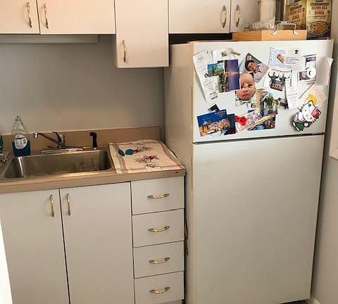 3rd image of 1360 N Sandburg Ter APT 1402C