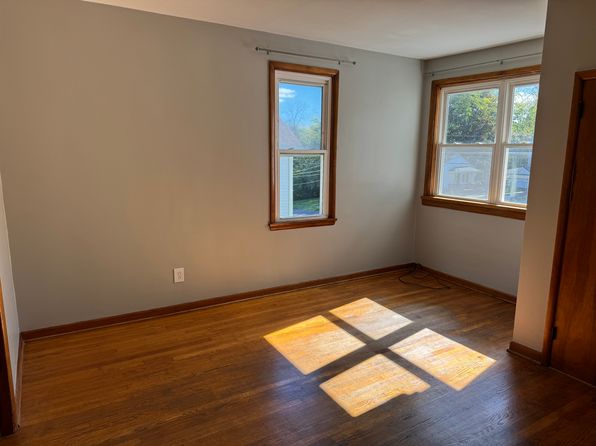 99 Lansing St #4